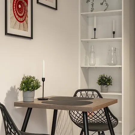 Rentplanet - Slonimskiego Ii Daire *