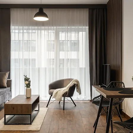 Rentplanet - Slonimskiego Ii Apartmán *